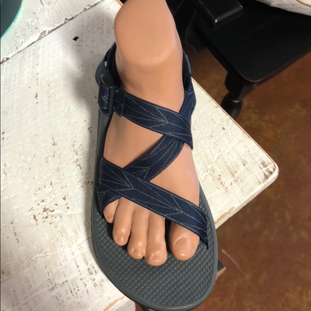 New - in box Men’s Chaco Z cloud